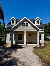 Building Photo - 505 Ingleside Dr