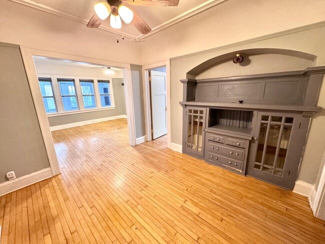 Building Photo - 1506 S 81st St