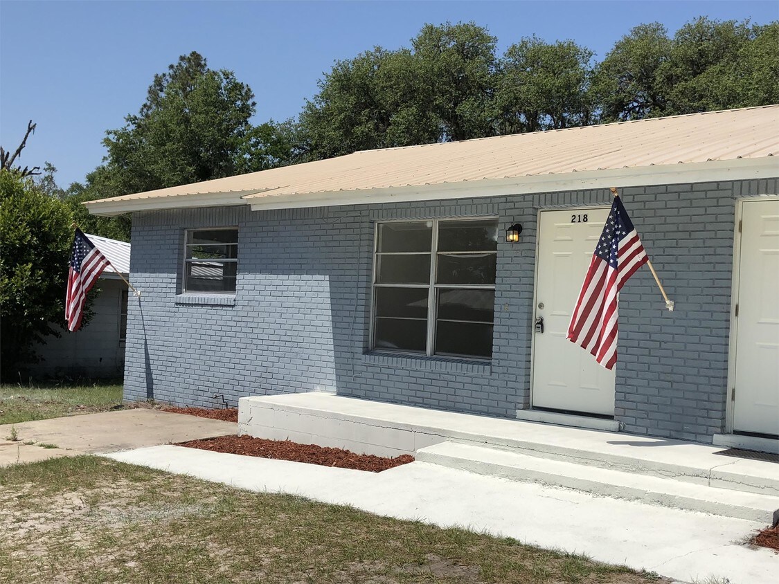 218 Mimosa Dr, Palatka, FL 32177 House Rental in Palatka, FL