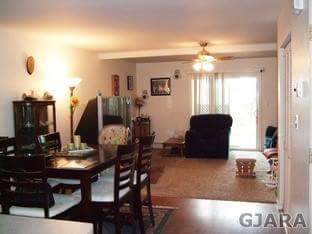 Foto del edificio - 255 Beacon Ct