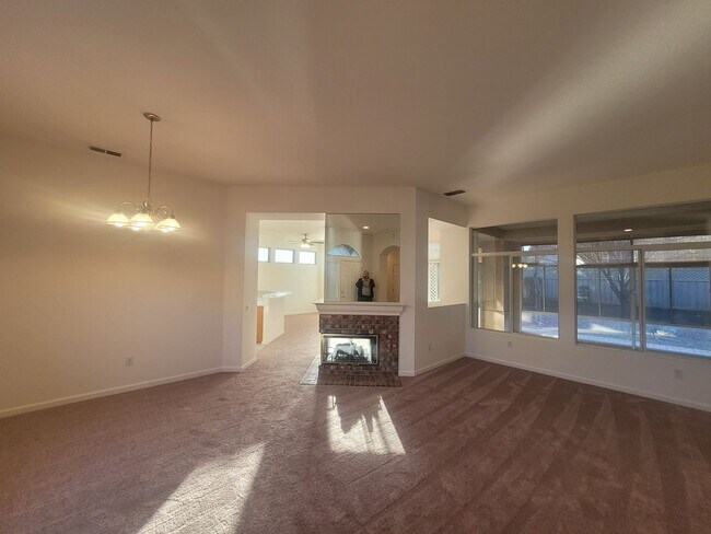 Foto del edificio - Sun City Roseville