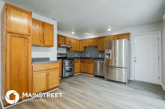 Building Photo - 10830 Dorton Dr