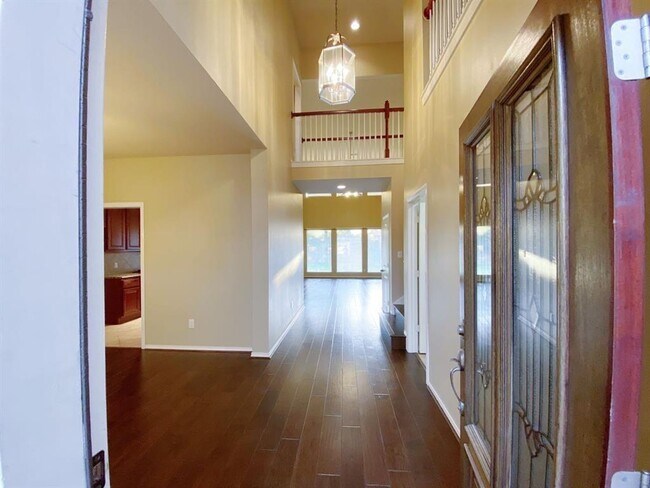 Building Photo - 2914 Fair Chase Dr
