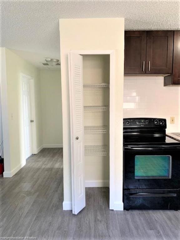 Building Photo - 425 Las Palmas Cir