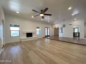 Building Photo - 12847 N 40th Way