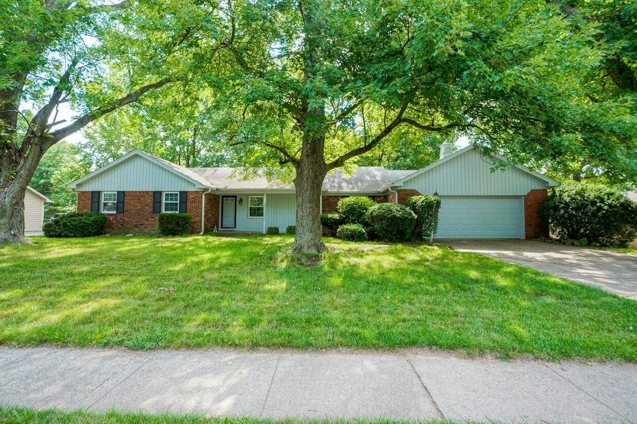 Primary Photo - 11317 Haverstick Rd