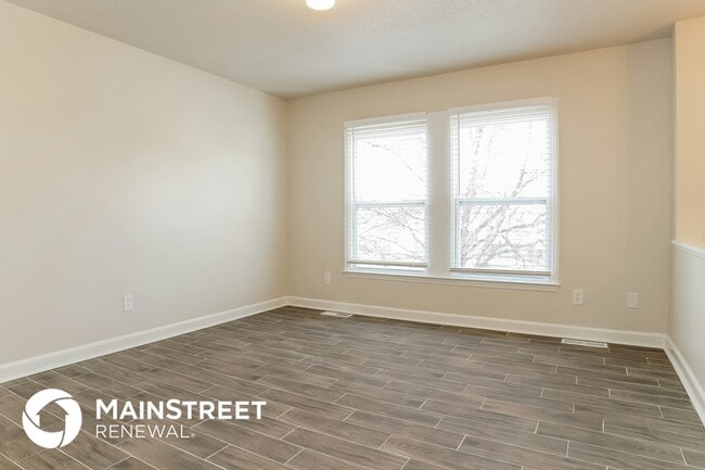 Building Photo - 125 Sedgewick Ridge Ct