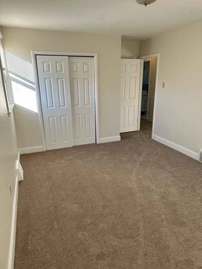 1975 Beyer Ave Unit 2nd Floor Apartment, Philadelphia, PA 19115