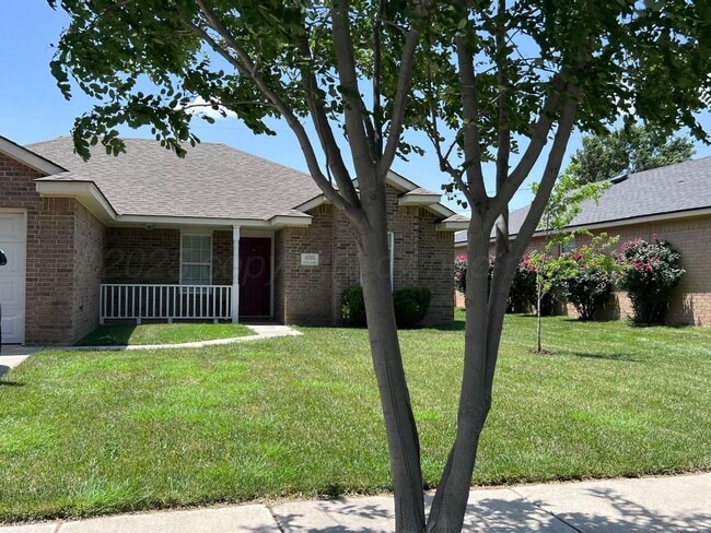 Building Photo - Sale or Lease Home in Tradewinds