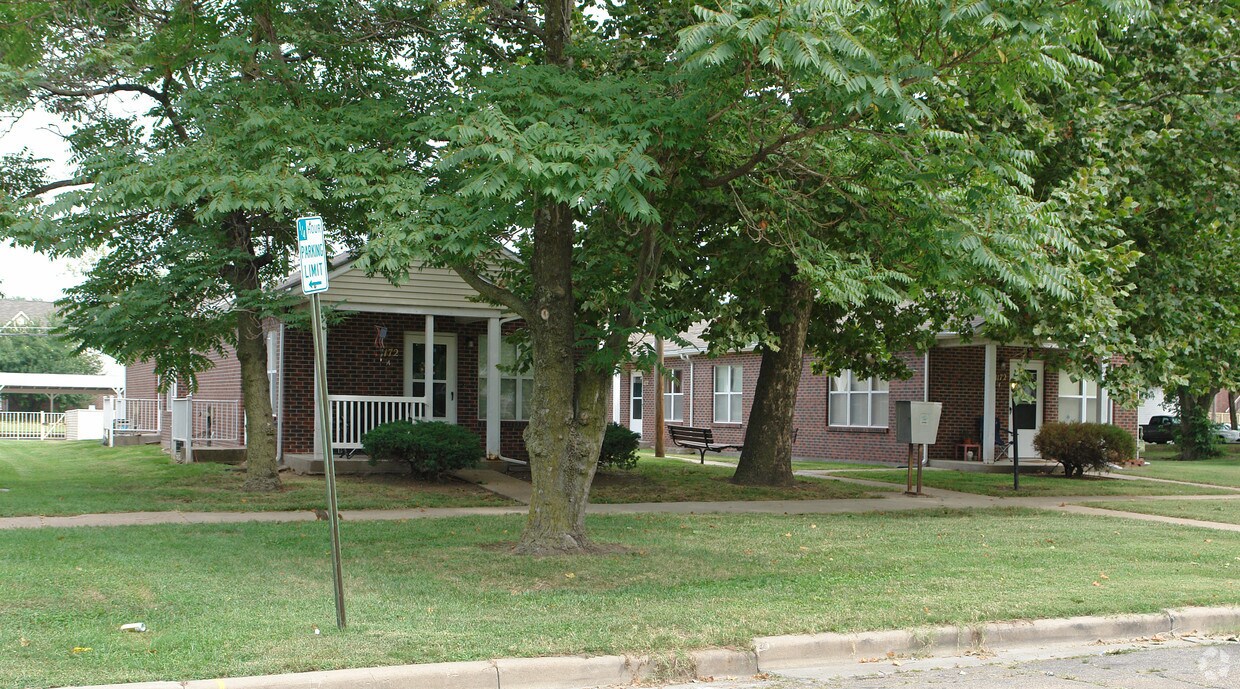 Building Photo - 1172 SW Lincoln St