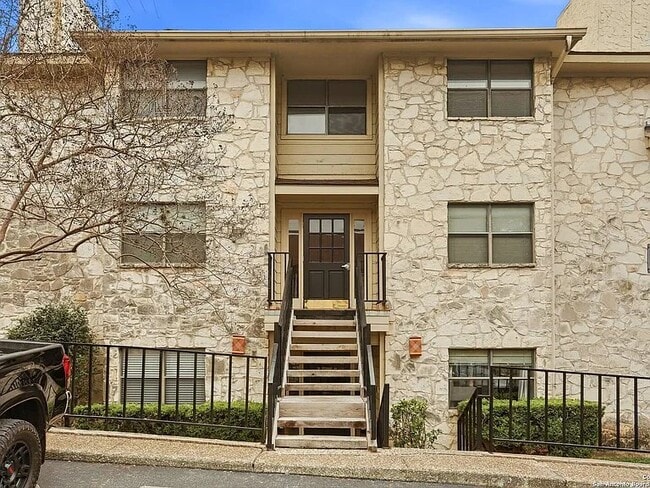Building Photo - 7738 Chambers Rd