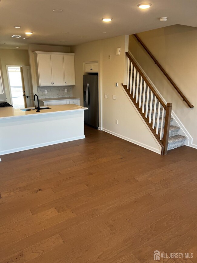 Building Photo - 309 Lyla Ln
