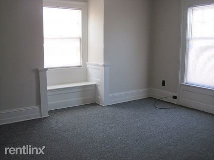 Foto del edificio - 2 br, 1 bath  - 707 Center St Apt 3