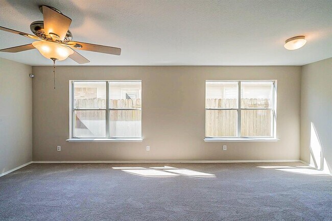 Foto del edificio - 11355 Canyon Shore Dr