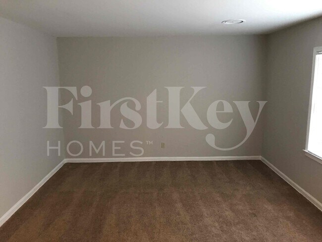 Foto del edificio - 1083 Richland Dr