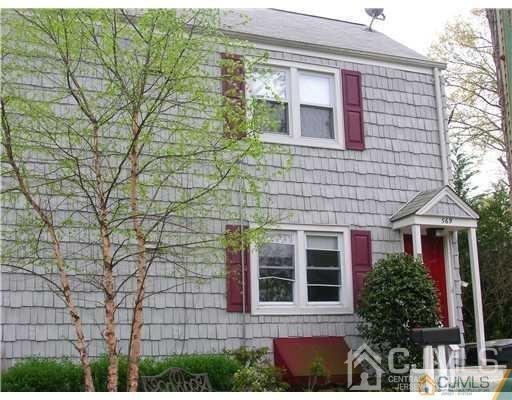 Foto del edificio - 569 Main St