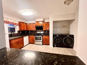 Building Photo - 12269 Royal Palm Blvd