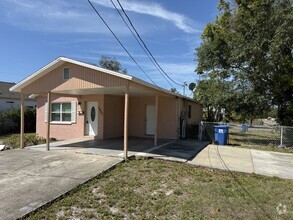 Building Photo - 1401 43rd St S