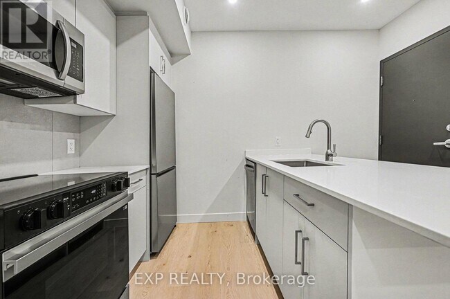 Building Photo - 1301 Dorchester Ave