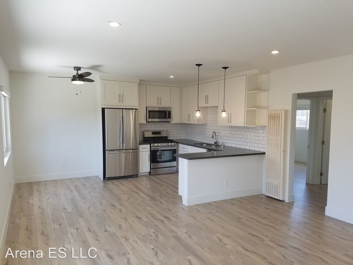 208 Arena St, El Segundo, CA 90245 Condo for Rent in El Segundo, CA