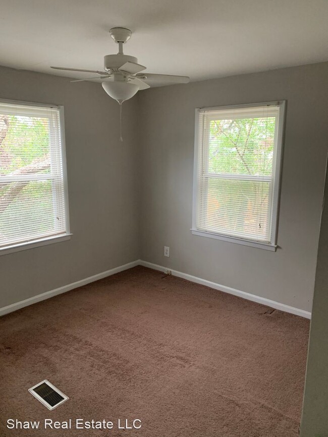 Building Photo - 2 br, 1 bath House - 332 Kenwood Ave.