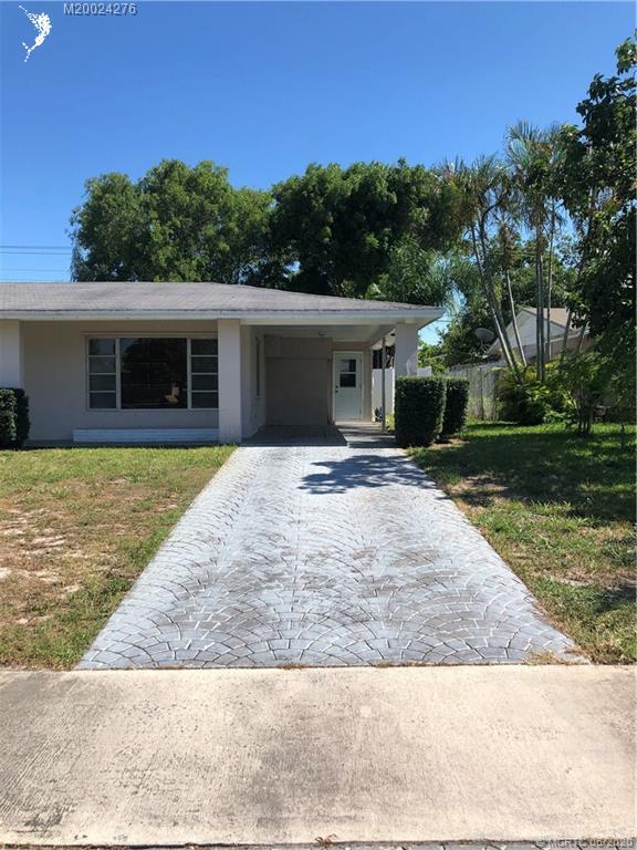 Building Photo - 514 E Redwood Dr
