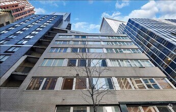 Building Photo - 130 Water St