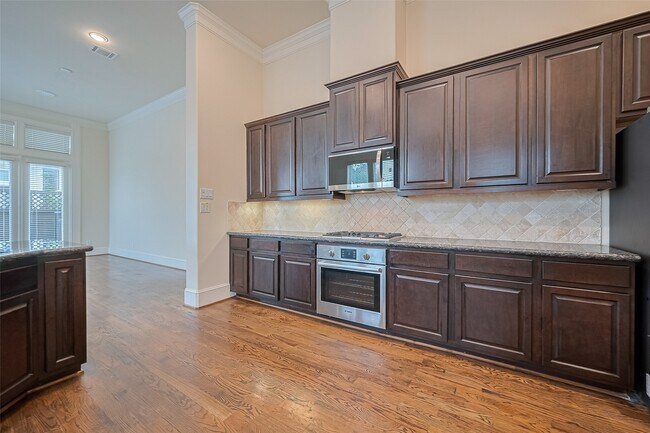 Foto del edificio - 1035 E 28th St