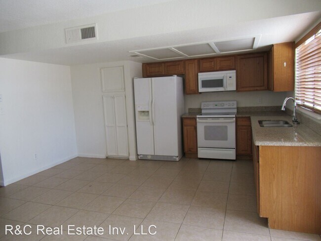 Building Photo - 3 br, 2 bath House - 309 W. Pinon Ave.