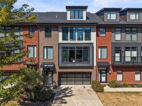 Building Photo - 148 Reizenstein Way