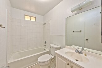 Building Photo - 3912 Torsby Pl