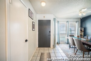 Foto del edificio - 8214 Devlin Point