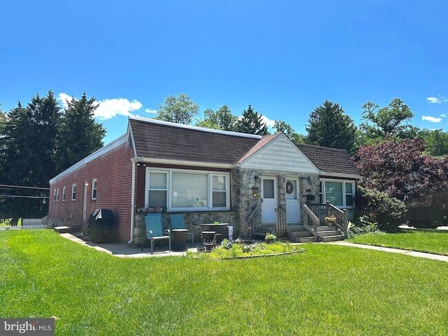 Photo - 176 Juniper Rd Townhome