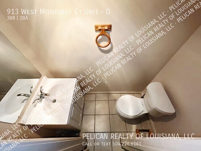 Building Photo - 913 Monterey Ct S