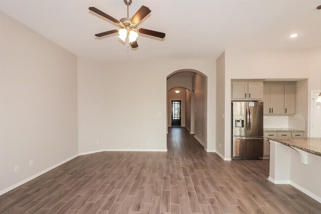 Building Photo - 7415 Saddle Tree Dr