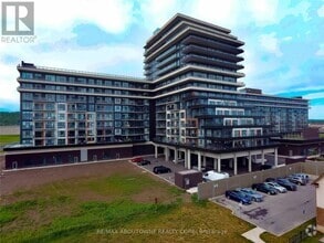Building Photo - 550-550 N Service Rd