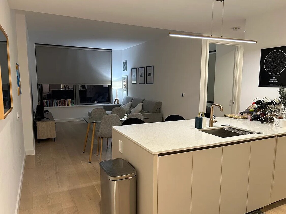 Skyline Tower - 2707 - Skyline Tower - 2707