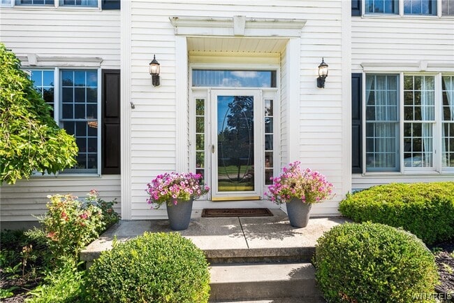 Building Photo - 5453 Martha's Vineyard