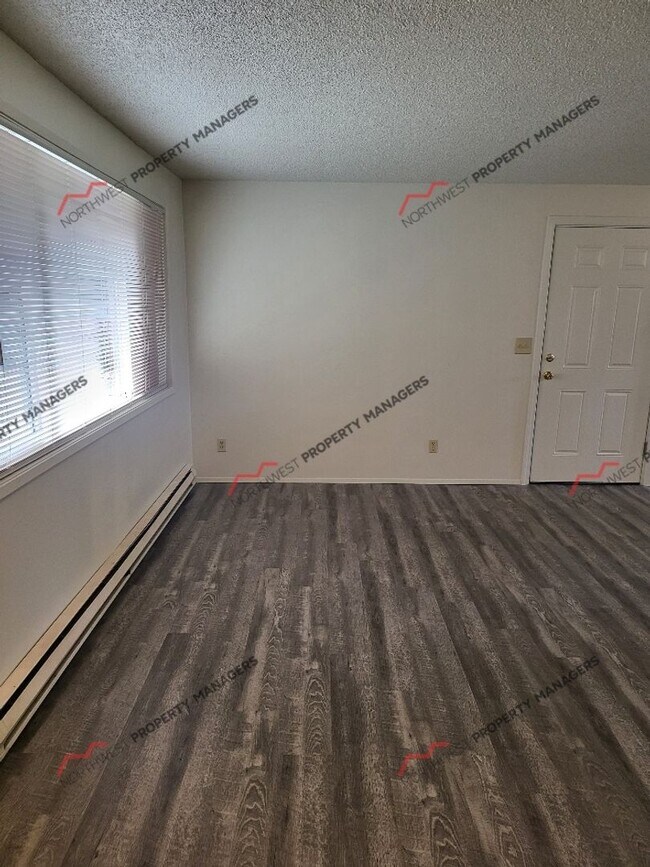 Foto del edificio - 8440 178th Ave SW