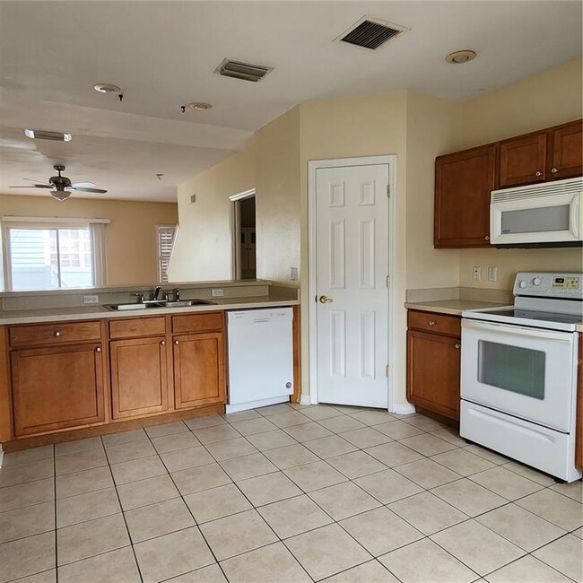 Building Photo - 4925 Elizabeth Anne Cir