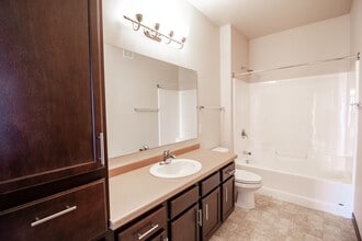 Interior Photo - The Metropolitan