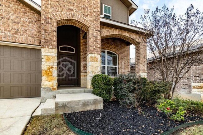 Foto del edificio - 6038 Akin Cir