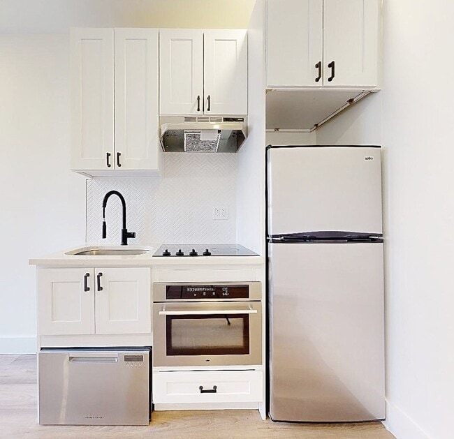 Photo - Broadway Apartment