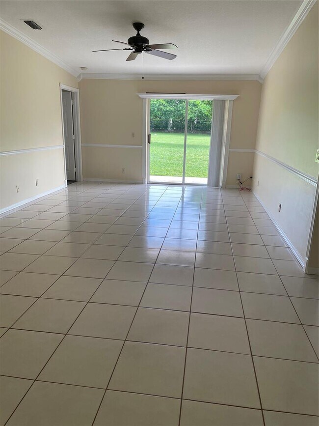Building Photo - 3620 Miramontes Cir
