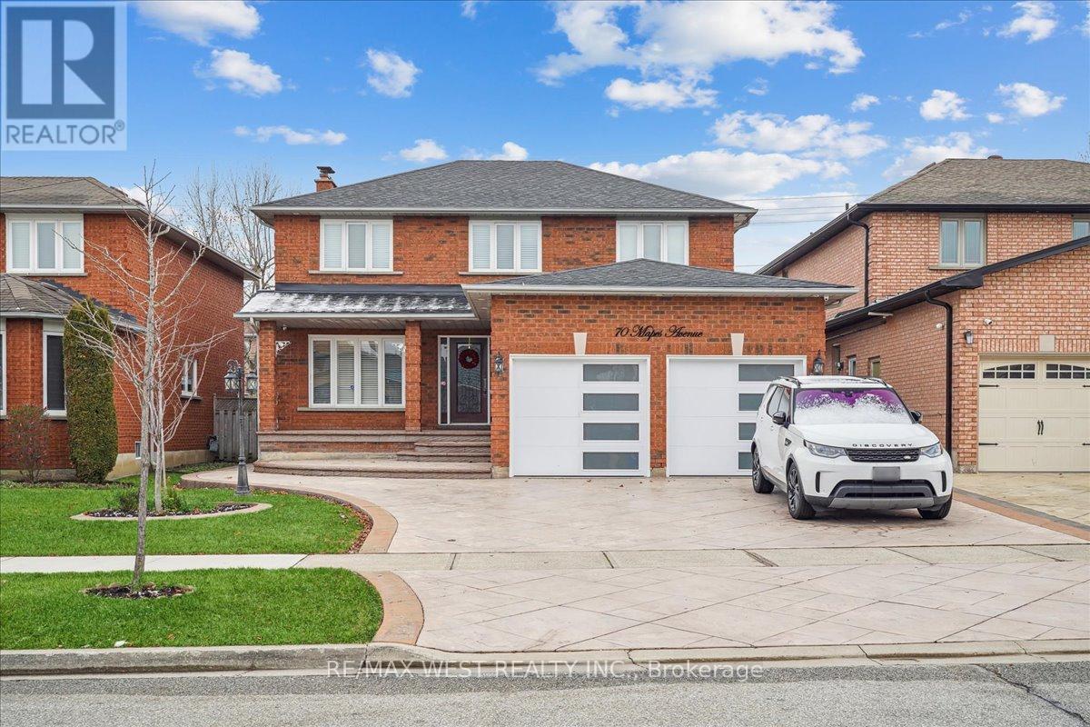 Photo principale - 70 Mapes Ave