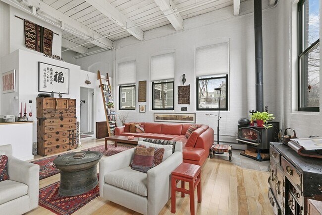 Foto del edificio - 75 Richdale Ave