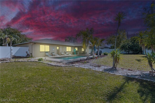 Foto del edificio - 1628 Country Club Blvd
