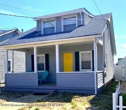 Building Photo - 103 16th Ave