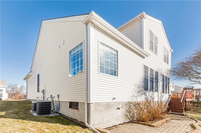 Building Photo - 24 Admirals Way
