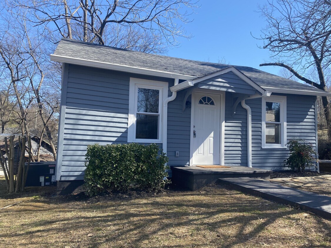 104 S 5th St, Maryville, TN 37804 House Rental in Maryville, TN